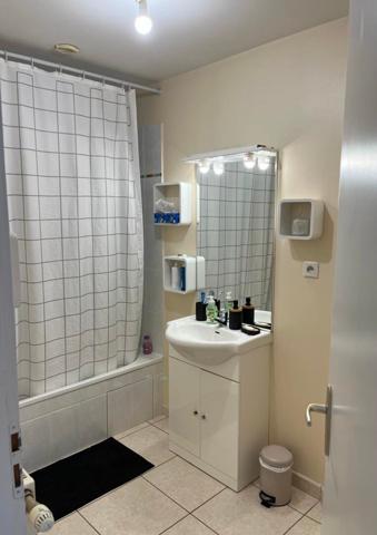 Appartement lumineux au centre-ville de Pordic - Confort et praticité à portée de main