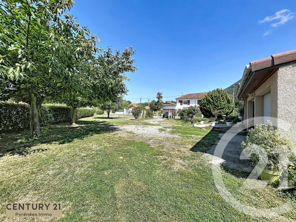 Maison à vendre  4 pièces - 107,70 m 2   LOURES BAROUSSE  - 65