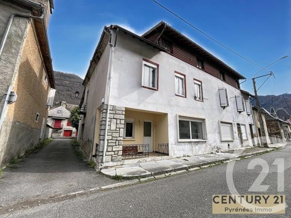 Maison à vendre  4 pièces - 107,70 m 2   LOURES BAROUSSE  - 65