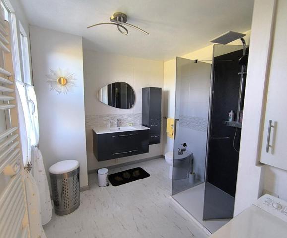 Corps de ferme Forges les Eaux 8 pièce(s) 147.83 m2