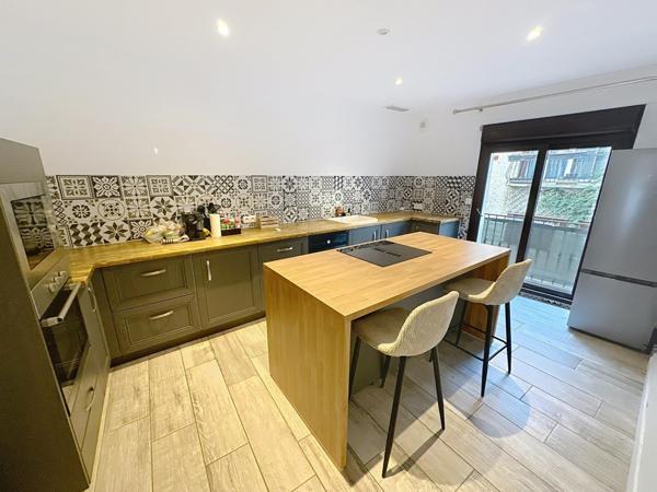 Nouveauté sur Laurens Maison de village 120m2 avec terrasse garage