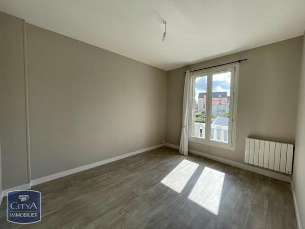 Appartement à louer 2 pièces 39.36m² Cherbourg-en-Cotentin (50120)