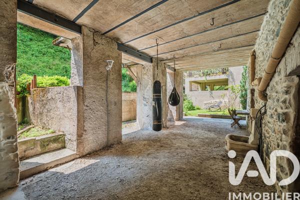 Maison à vendre 7 pièces 162 m² Le Gua