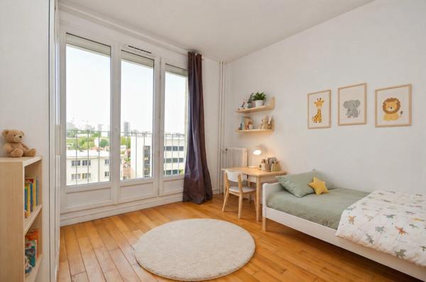 BOURG LA REINE - 3 PIECES - 9 MIN RER BOURG-LA-REINE - ASCENSEUR - CAVE ET PARKING