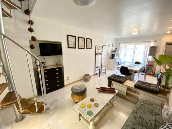 Appartement de charme totalement rénové de 3 pièces centre historique de SAINT SEVER (40)