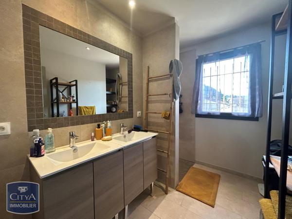 Location maison Saint-Victor-la-Coste (30290) 4 pièces 100m²