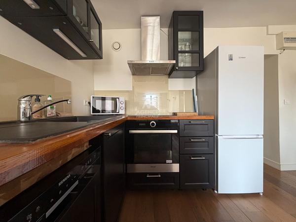 "Versailles Notre-Dame" Joli appartement de 3 pièces meublé de 56 m² ! Loyer 1 590 €/mois charges comprises **  - Référence  28004