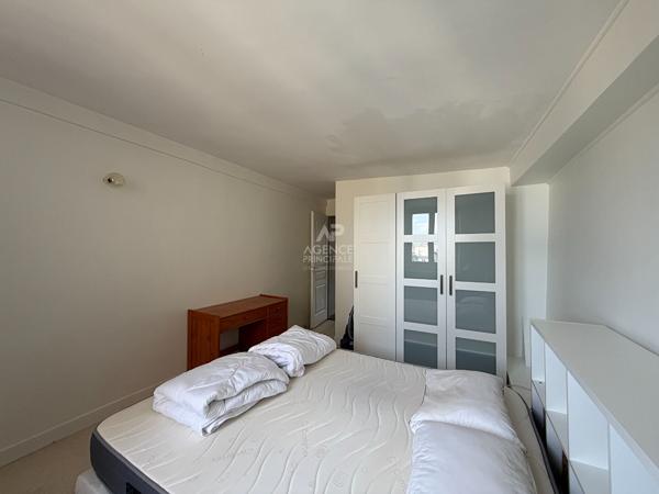 "Versailles Notre-Dame" Joli appartement de 3 pièces meublé de 56 m² ! Loyer 1 590 €/mois charges comprises **  - Référence  28004