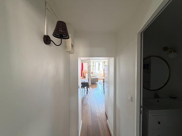 "Versailles Notre-Dame" Joli appartement de 3 pièces meublé de 56 m² ! Loyer 1 590 €/mois charges comprises **  - Référence  28004
