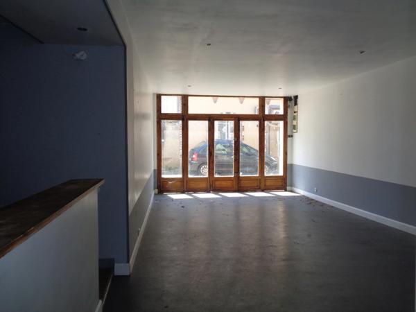 Dpt Yonne (89), à vendre BLENEAU Garage 90m2 avec maison à rénover 6 pièces 130m2