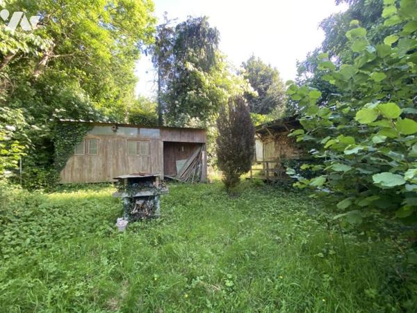 A VENDRE - MAISON A RENOVER  - ERNEE