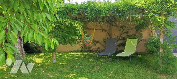 EXCLUSIVITÉ - SAINT-MARS-LA-REORTHE - Au calme et entouré d'un magnifique jardin arboré, découv...