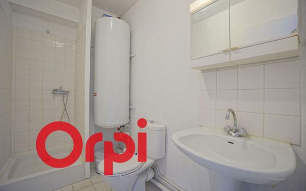 Appartement à louer    1 pièce •  Bernay