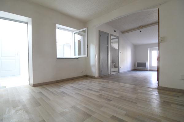 Saint-Affrique (12400) Appartement Type 2 bis 50 m² avec grenier et cave
