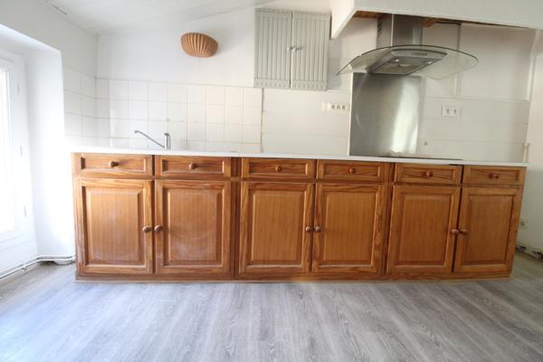 Saint-Affrique (12400) Appartement Type 2 bis 50 m² avec grenier et cave