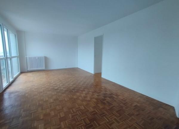 Appartement à louer    4 pièces • 75,27 m2 Compiègne