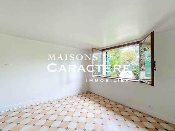 Maison de charme individuelle de 90m2 & jardin à 10 mn à pied des écoles et commerces