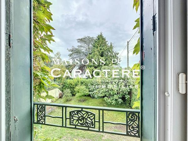 Maison de charme individuelle de 90m2 & jardin à 10 mn à pied des écoles et commerces