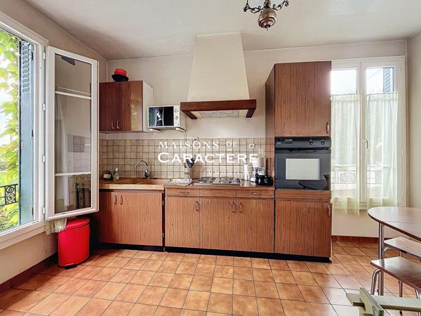 Maison de charme individuelle de 90m2 & jardin à 10 mn à pied des écoles et commerces