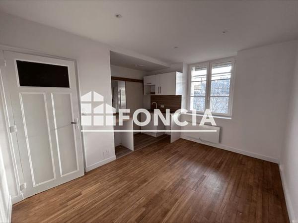 Location Studio 20.14 m² - 26 BIS CANAL ST MARTIN Rennes 35700