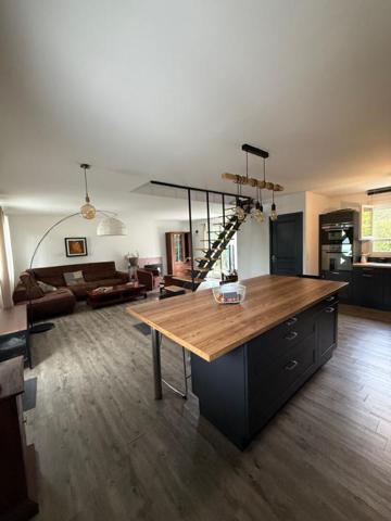 Élegante maison à Saint-germain-les-corbeil 4 pièce(s) 110 m2