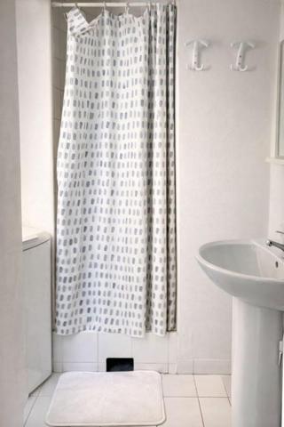 Paris  16 EME  Appartement 2 pièce(s) 26 m2
