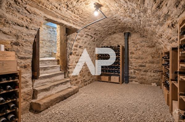 Maison Rueil Malmaison 7 pièce(s) 200 m2 1 295 000 € **  - Référence  13897