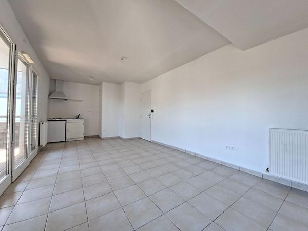 BAYONNE - Bel appartement T2 Lumineux au dernier étage., Bayonne 64100