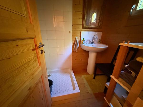 Terrain de loisirs Boutigny Sur Essonne avec châlet 30m2, terrain 990m2