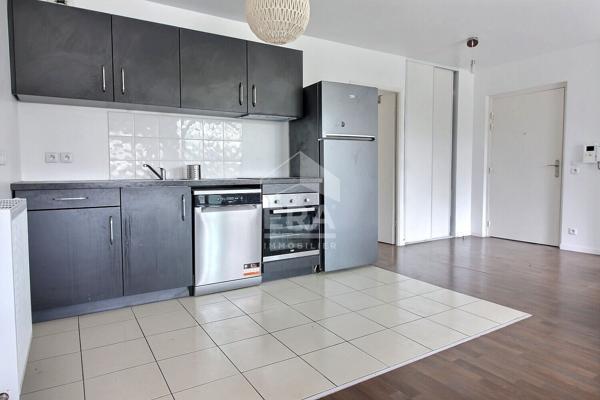 Appartement SAINT OUEN 3 pièce(s) 64.14 m2