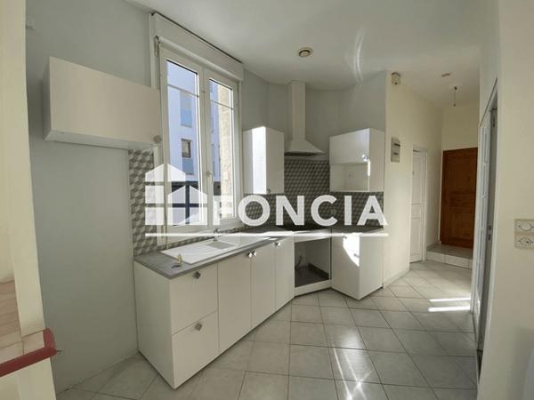 Location Studio 43.04 m² - 166 RUE ETCHENIQUE Bordeaux 33200