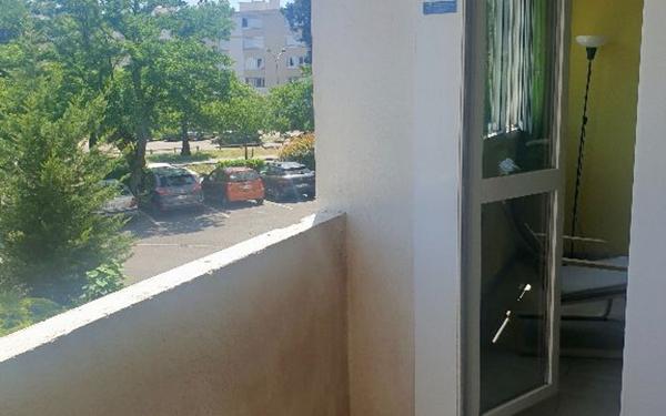 Appartement à louer    4 pièces •  Mérignac