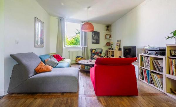 Maison
         6 pièces
        - 93 m² 630 000 € *