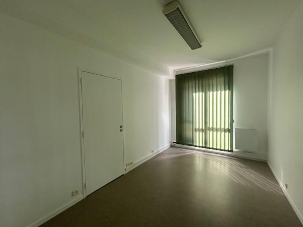 Bureaux à vendre à Saint-Nazaire 123 m² en zone tertiaire Aprolis