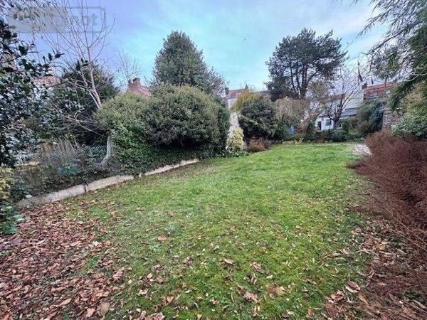 Maison de ville à vendre à Lambersart dans le Nord (59130), ref : LC931   
CANON D'OR