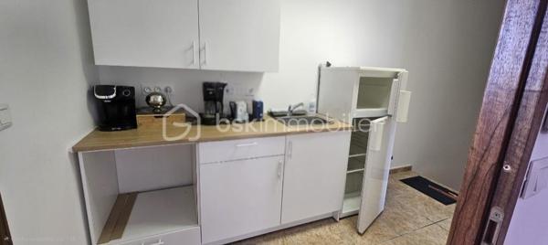 Local de stockage de 105 m²