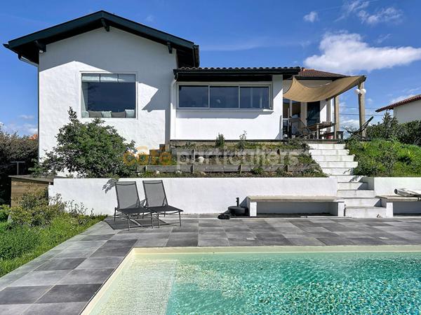 Vente Maison173 m² - 6 Pièces - ARBONNE (64210)