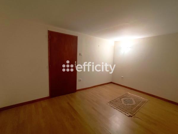 Maison
         5 pièces
        - 92 m² 194 300 € *