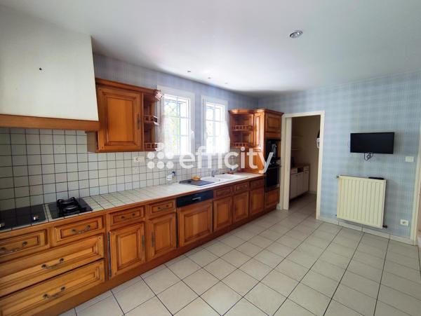 Maison
         5 pièces
        - 92 m² 194 300 € *