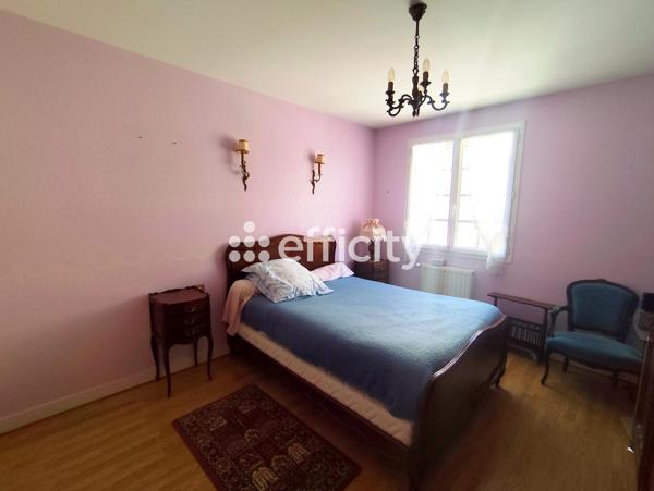 Maison
         5 pièces
        - 92 m² 194 300 € *