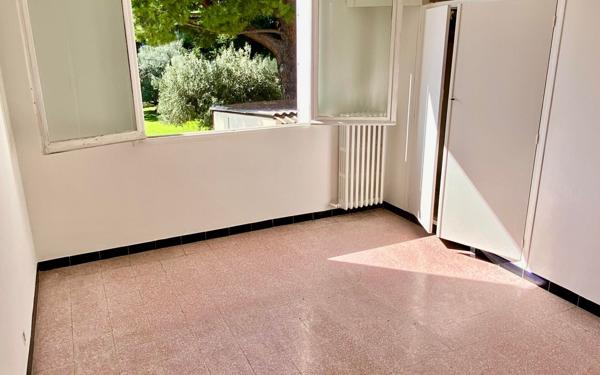 Maison à vendre    7 pièces • 206,57 m2 Cagnes-sur-Mer