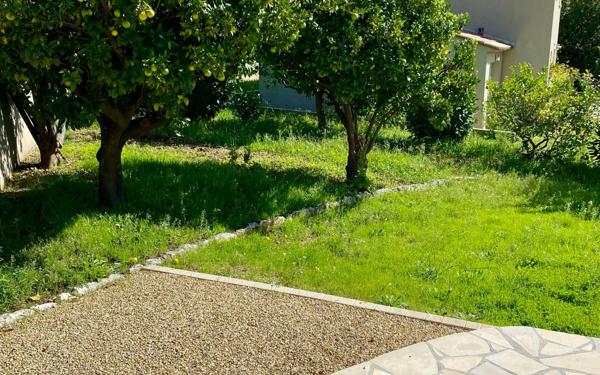 Maison à vendre    7 pièces • 206,57 m2 Cagnes-sur-Mer