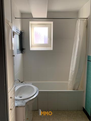 APPARTEMENT T3 EN 2E ETAGE