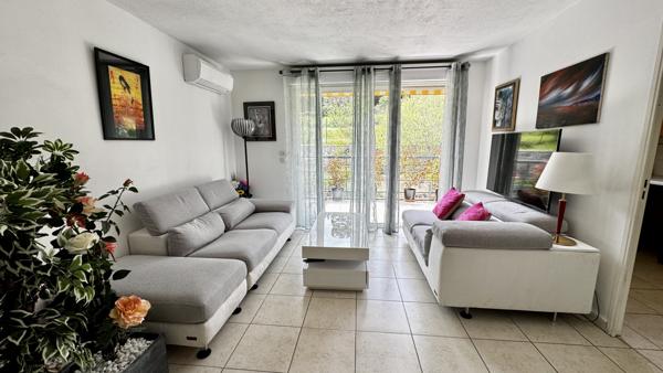 Grasse (06130) Élégant 3 pièces avec terrasse, au calme absolu