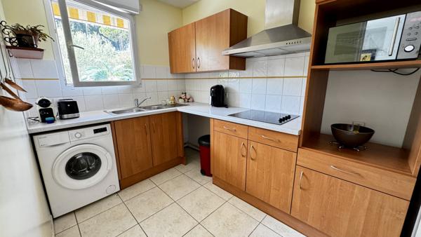 Grasse (06130) Élégant 3 pièces avec terrasse, au calme absolu