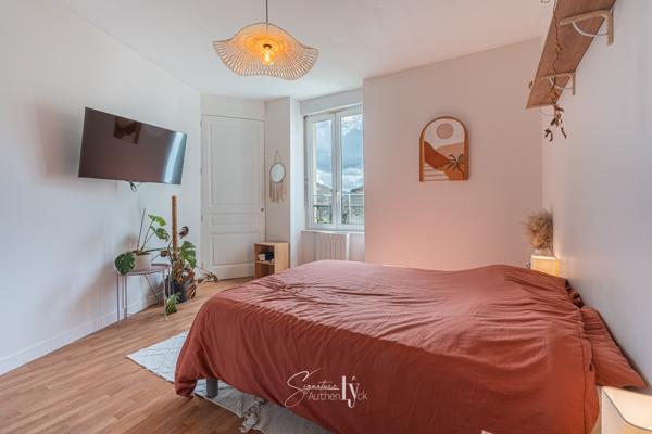 Appartement
         3 pièces
        - 68 m² Exclusivité 94 900 € *