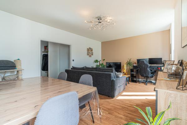 Appartement
         3 pièces
        - 68 m² Exclusivité 94 900 € *