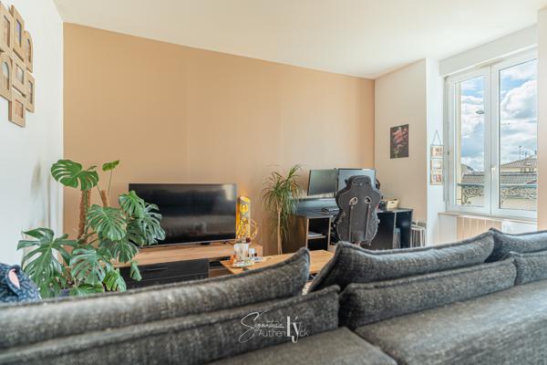 Appartement
         3 pièces
        - 68 m² Exclusivité 94 900 € *