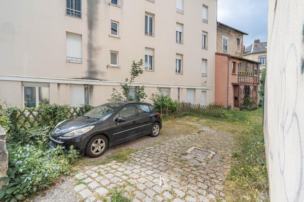 Appartement
         3 pièces
        - 68 m² Exclusivité 94 900 € *