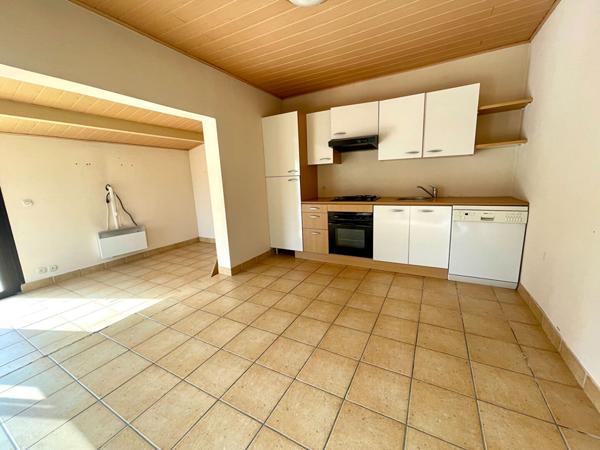 Maison familiale 120m² - 2 chambres et bureau - avec dépendance